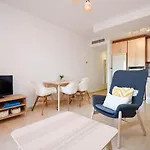 With Mountain Views Close To And Castle * פואנגירולה