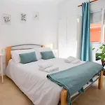 With Mountain Views Close To And Castle Appartement *