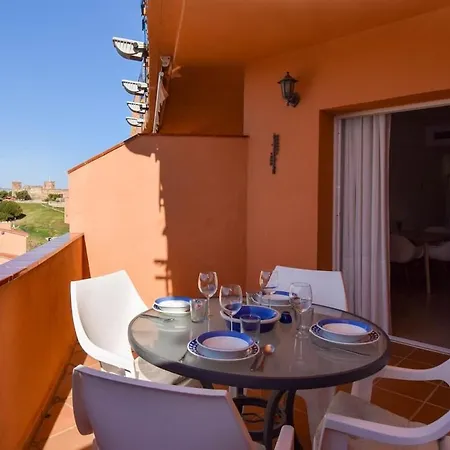 Apartment With Mountain Views Close To And Castle